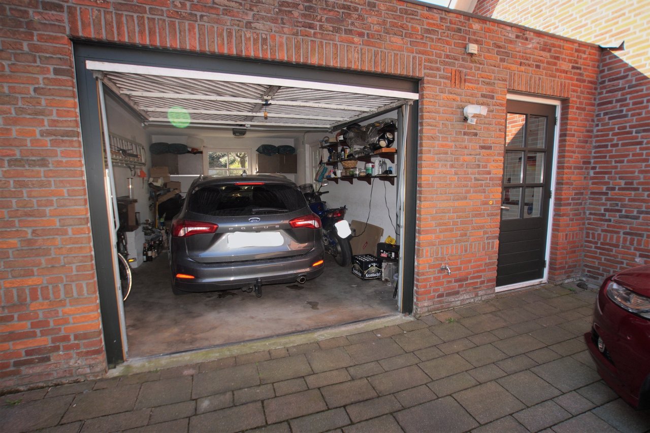 die große Garage die große Garage